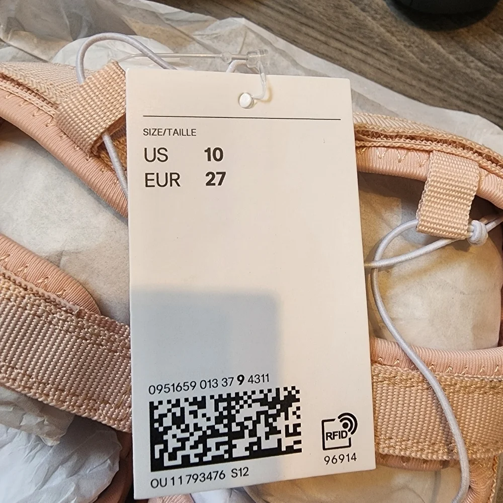 CC - H&M Scuba Strappy Sandals Sz 10